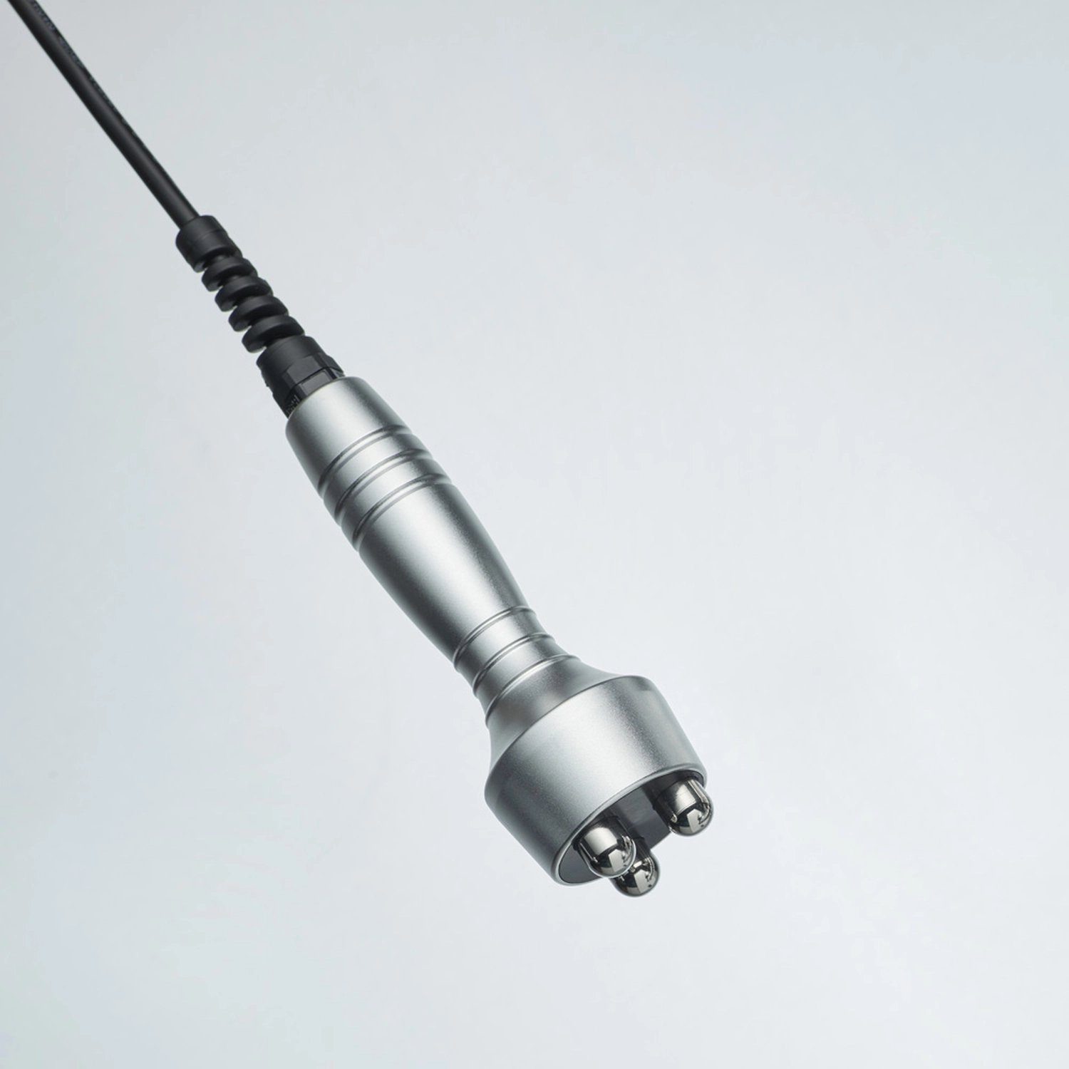 Elektrischer Impuls für Ihre Schönheit von Diotima Kosmetikinstitut